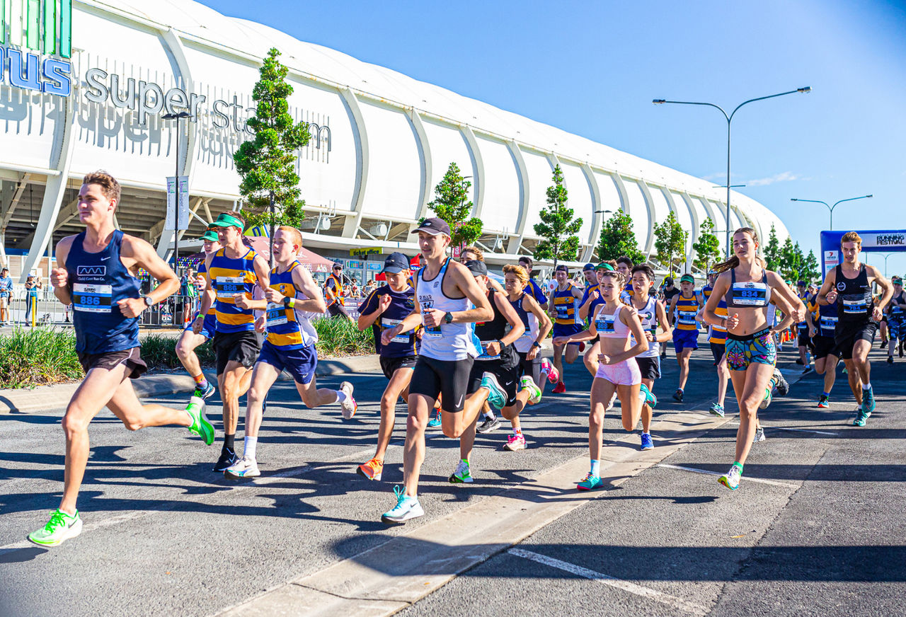 gold-coast-running-festival-runners